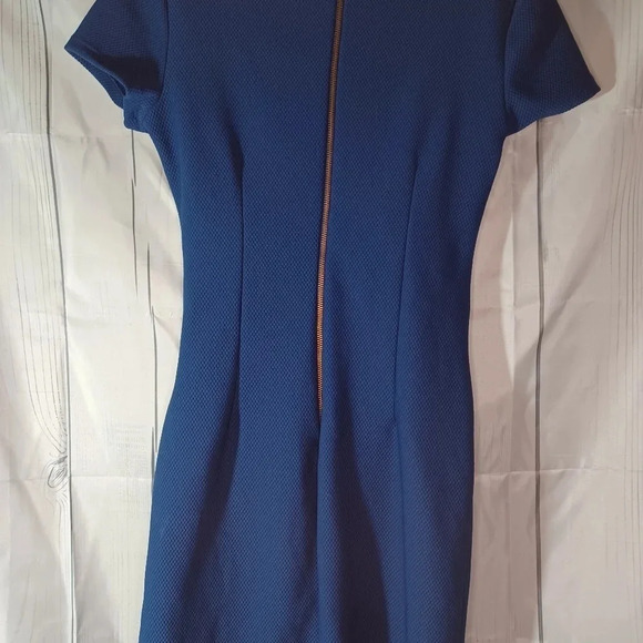 Bisou Bisou v-neck faux wrap asymmetrical blue dress - Picture 10 of 10